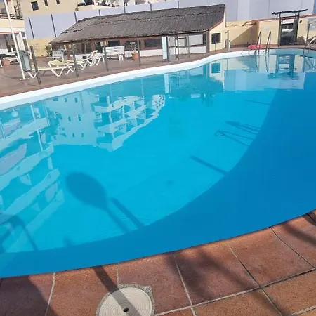 Casa Casey Juncos Ii *